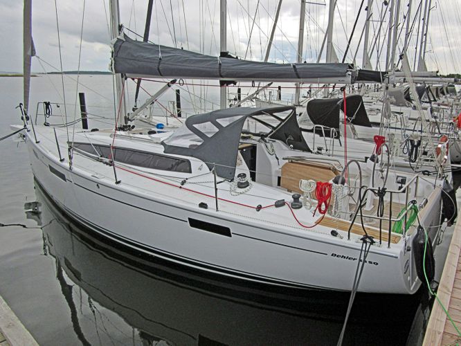 Dehler 38 SQ (23-24) ab Heiligenhafen-Grossenbrode mieten bei MOLA Yachting