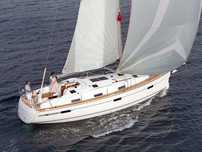 Bavaria Cruiser 36 ab Flensburg mieten bei MOLA Yachting