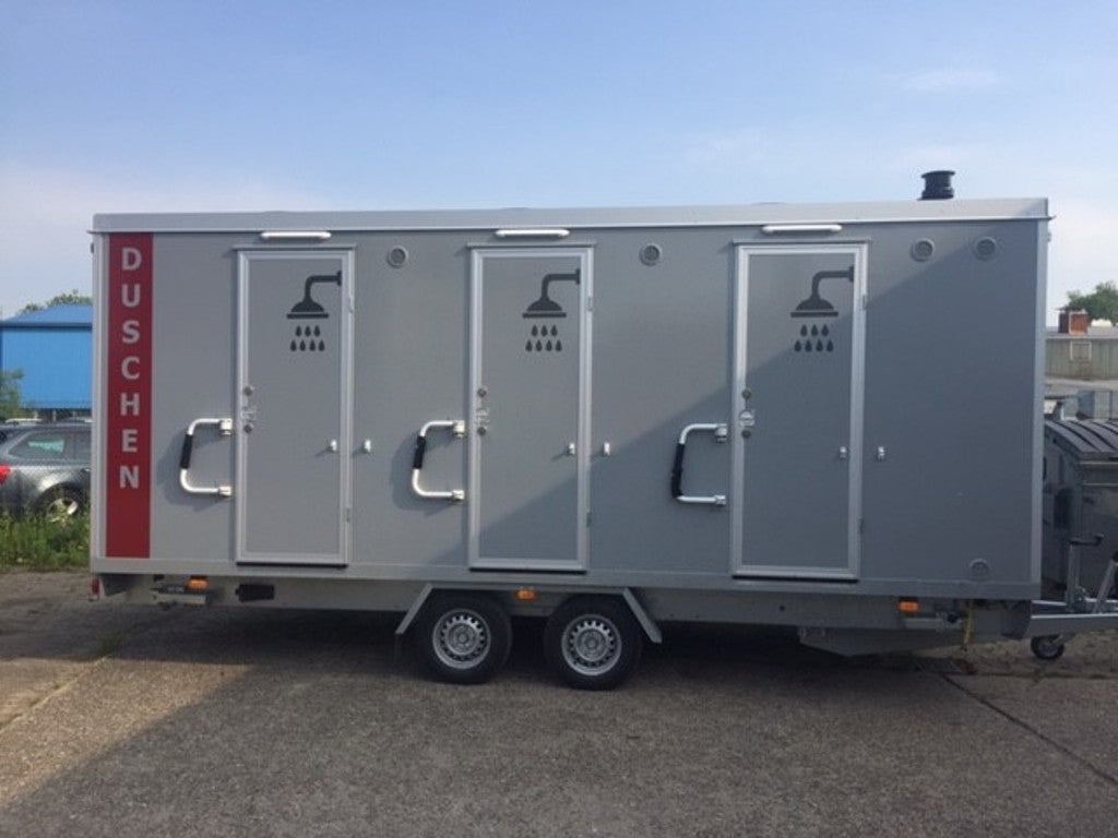 Duschtrailer mieten – mobiler Duschwagen mit 6 Einzelduschen für Events – 2