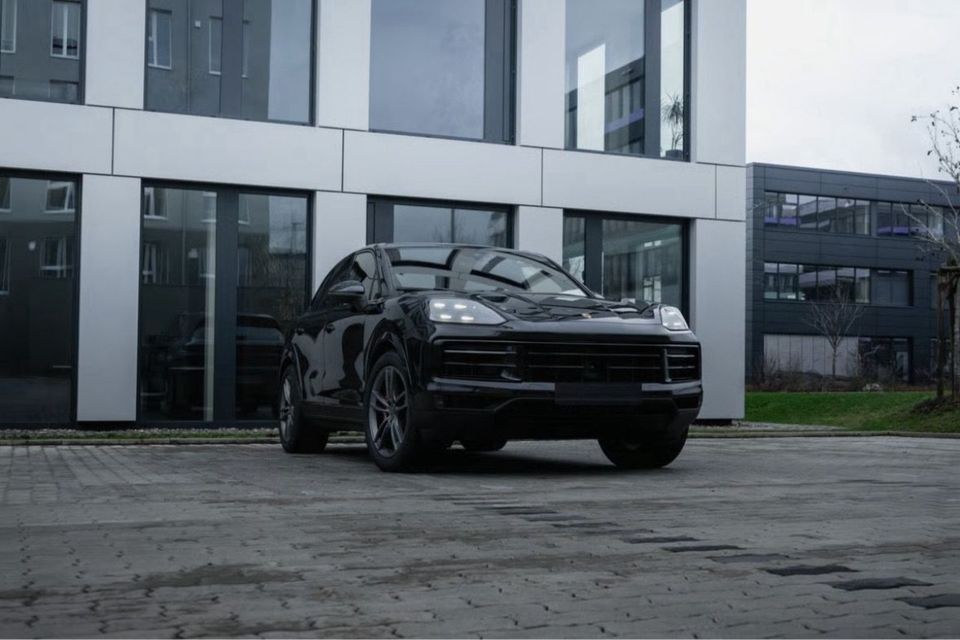 Porsche Cayenne S 474 PS mieten bei Augé – für Gelände & Anhänger