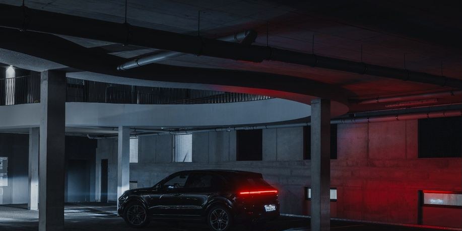 Porsche Cayenne S 474 PS mieten bei Augé – für Gelände & Anhänger – 2