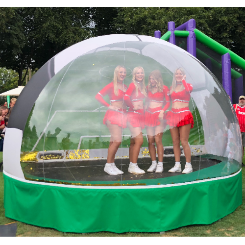 Begehbare Fußball-Kugel für Foto Promotion mieten bei Crypton Event