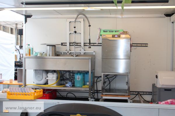 Geschirrmobil / Spülmobil mieten bei Lassner Catering & Eventausstatter