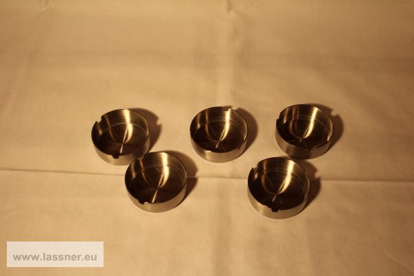 Edelstahl Aschenbecher mieten bei Lassner Catering & Eventausstatter