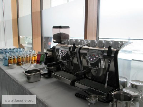 Simonelli Cafebar modul eco mieten bei Lassner Catering & Eventausstatter
