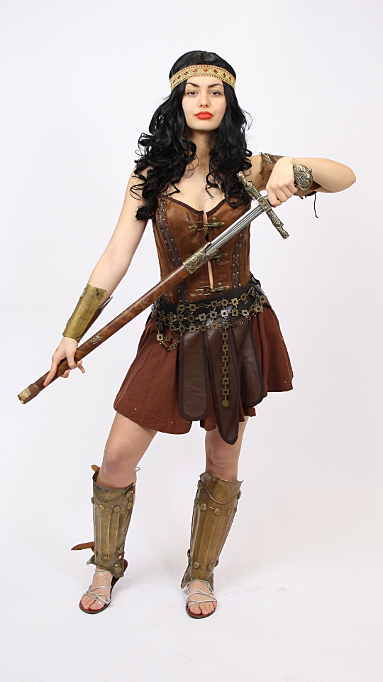 Amazone – Kriegerin Outfit (Corsage, Lendenschurz, Rock und Beinschienen) mieten