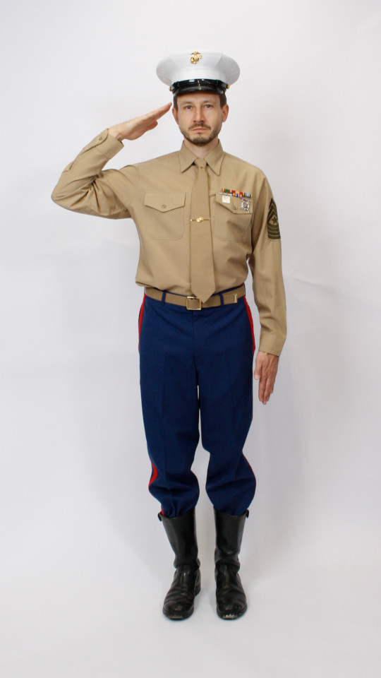 Offizier – Amerikanische Uniform (Hemd und Schirmmütze) mieten