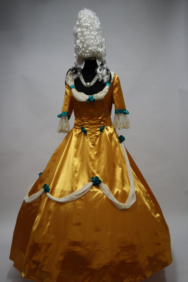 Rokokokleid – Hofdame Outfit – Gelb (Kleid, Reifrock und Pompadur) mieten