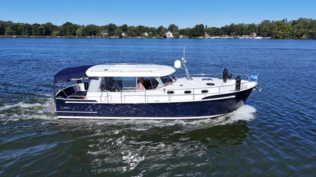 Brandsma Luna 37 "Blue Lady" mieten bei Yachtcharter Werder
