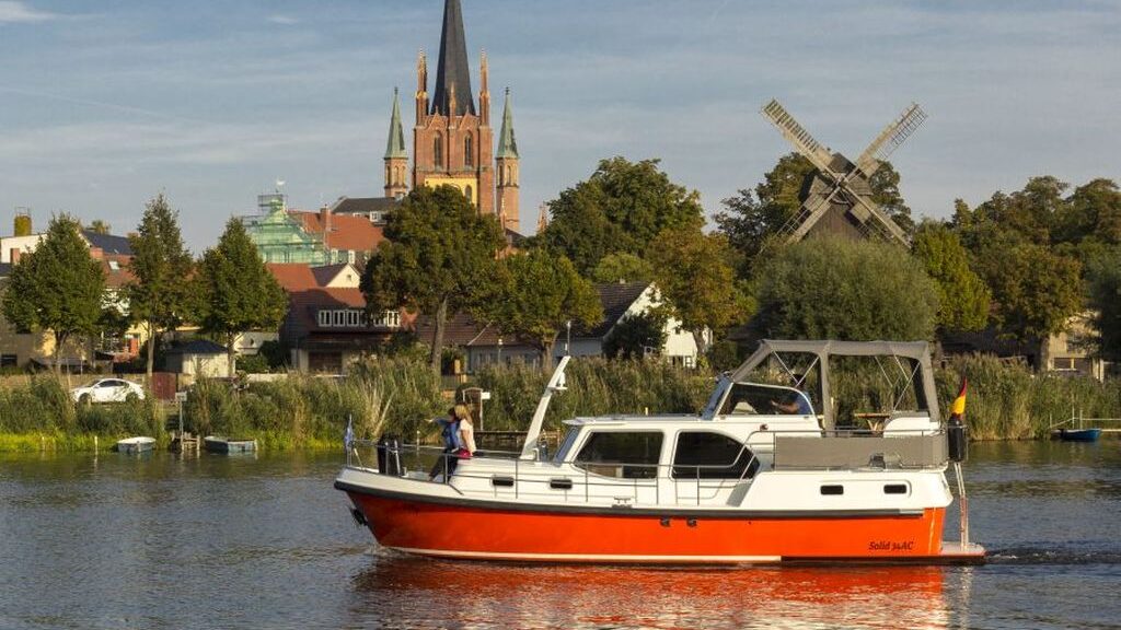 Jetten 34 AC "Ally" mieten bei Yachtcharter Werder