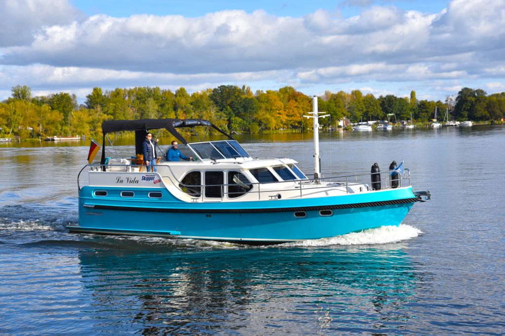 ABIM-Classic 124 Exclusive "La Vida" mieten bei Yachtcharter Werder