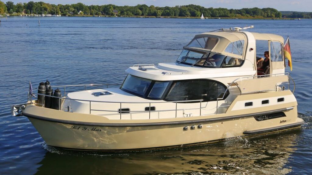 Jetten 35 AC "Sol y Mar" mieten bei Yachtcharter Werder