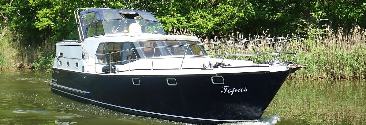 Topas - Siemer 44 Exclusiv mieten bei Müritz-Yacht-Management