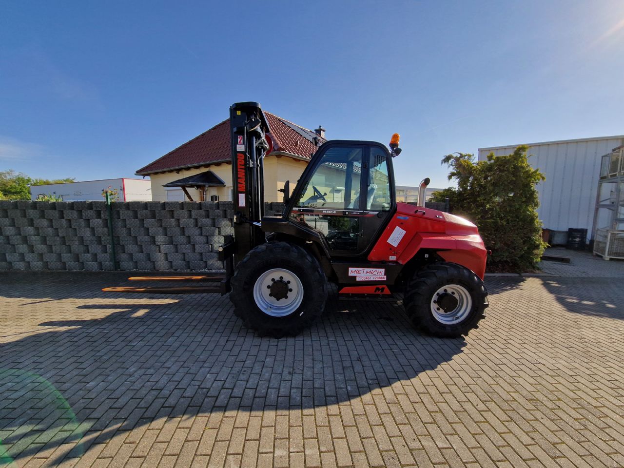 Manitou M50.4 mieten bei Stapler-Service Schütze