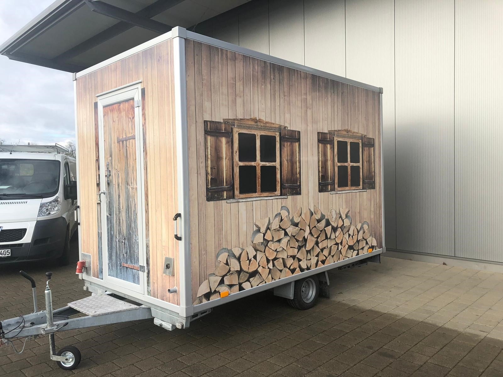 Imbissanhänger mieten – mobiler Imbisswagen für Events – 4