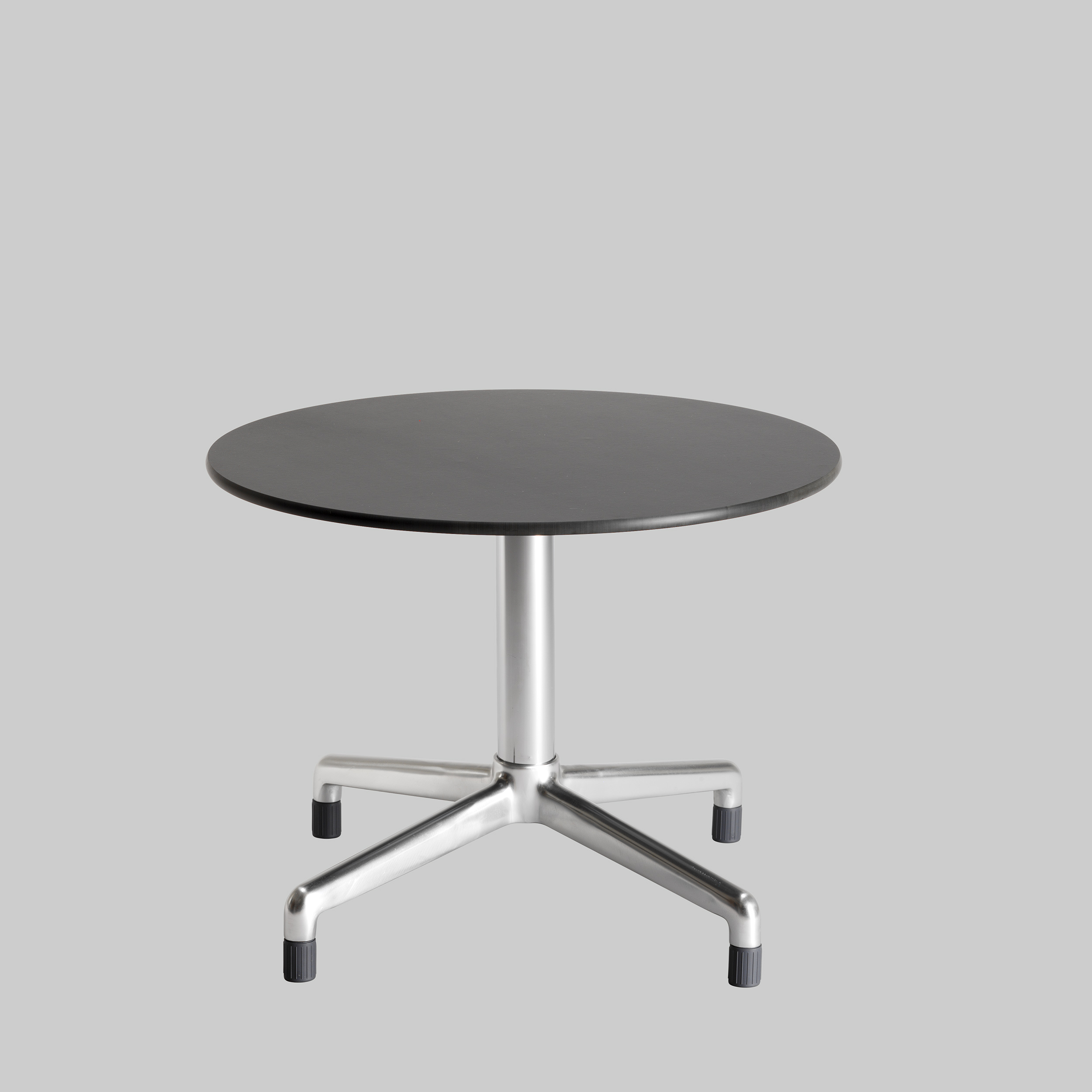 Beistelltisch SPLASH Ø80 Schwarz / Aluminium mieten bei ADEXPO