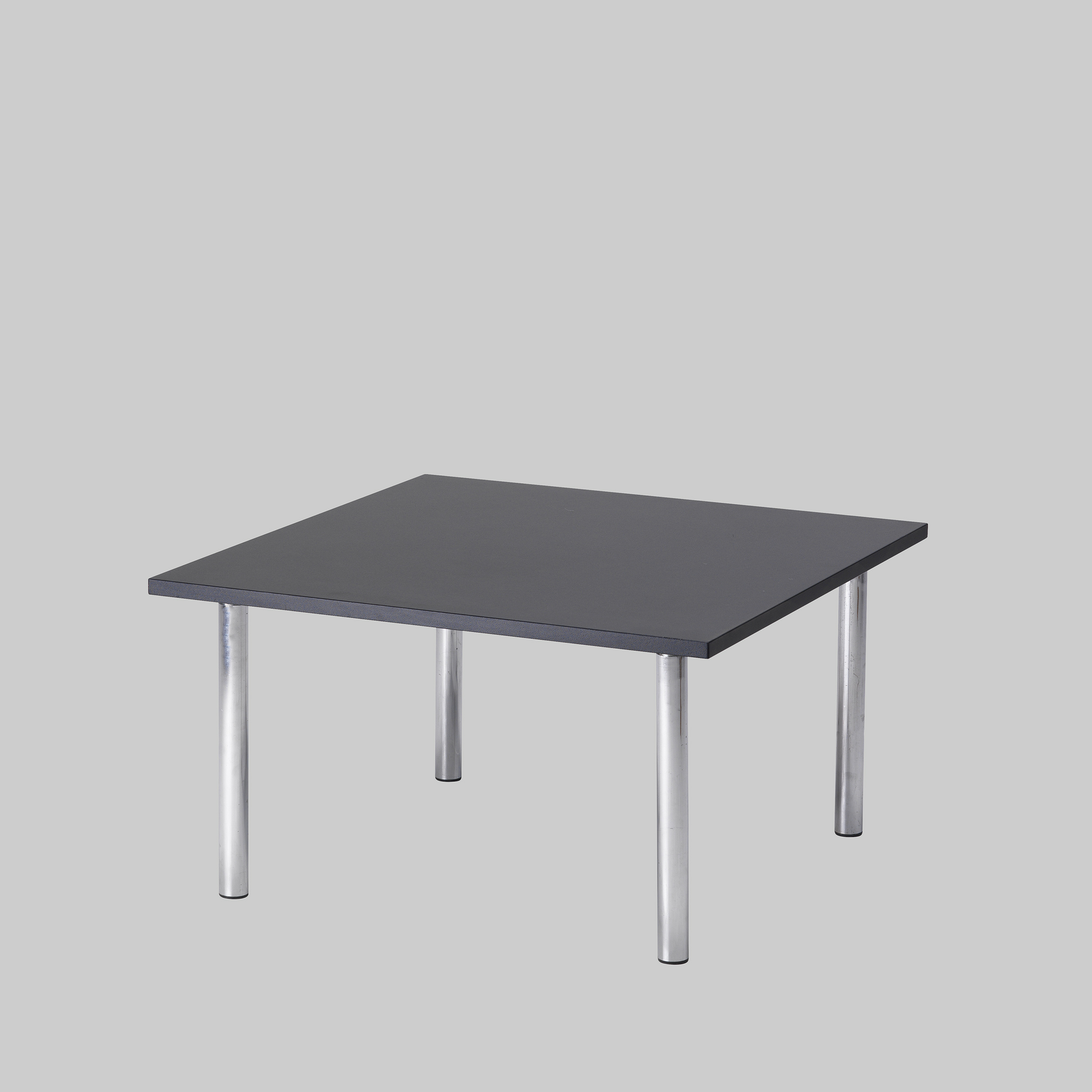 Beistelltisch TWISTER 80×80 Schwarz / Chrom mieten bei ADEXPO