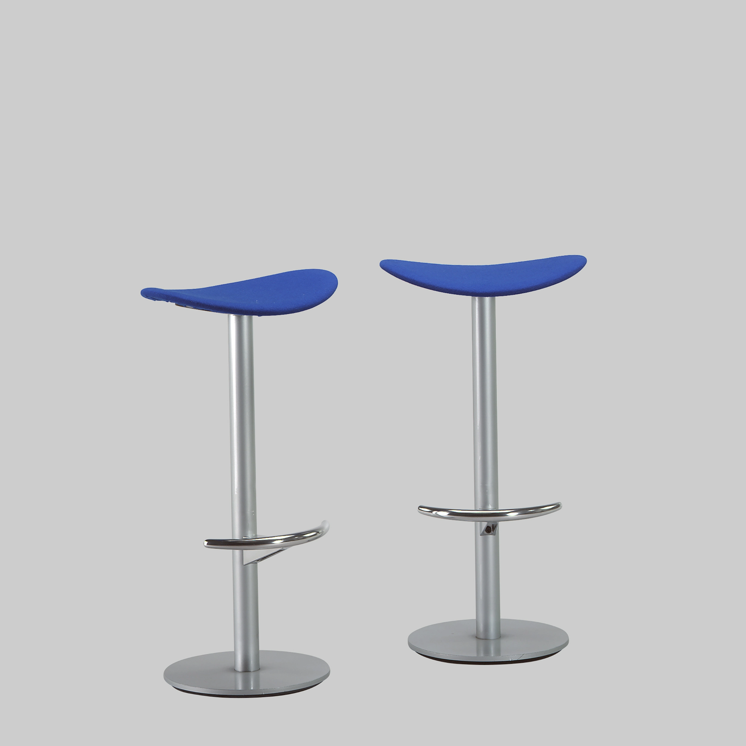 Barhocker COMA Blau / Aluminium mieten bei ADEXPO