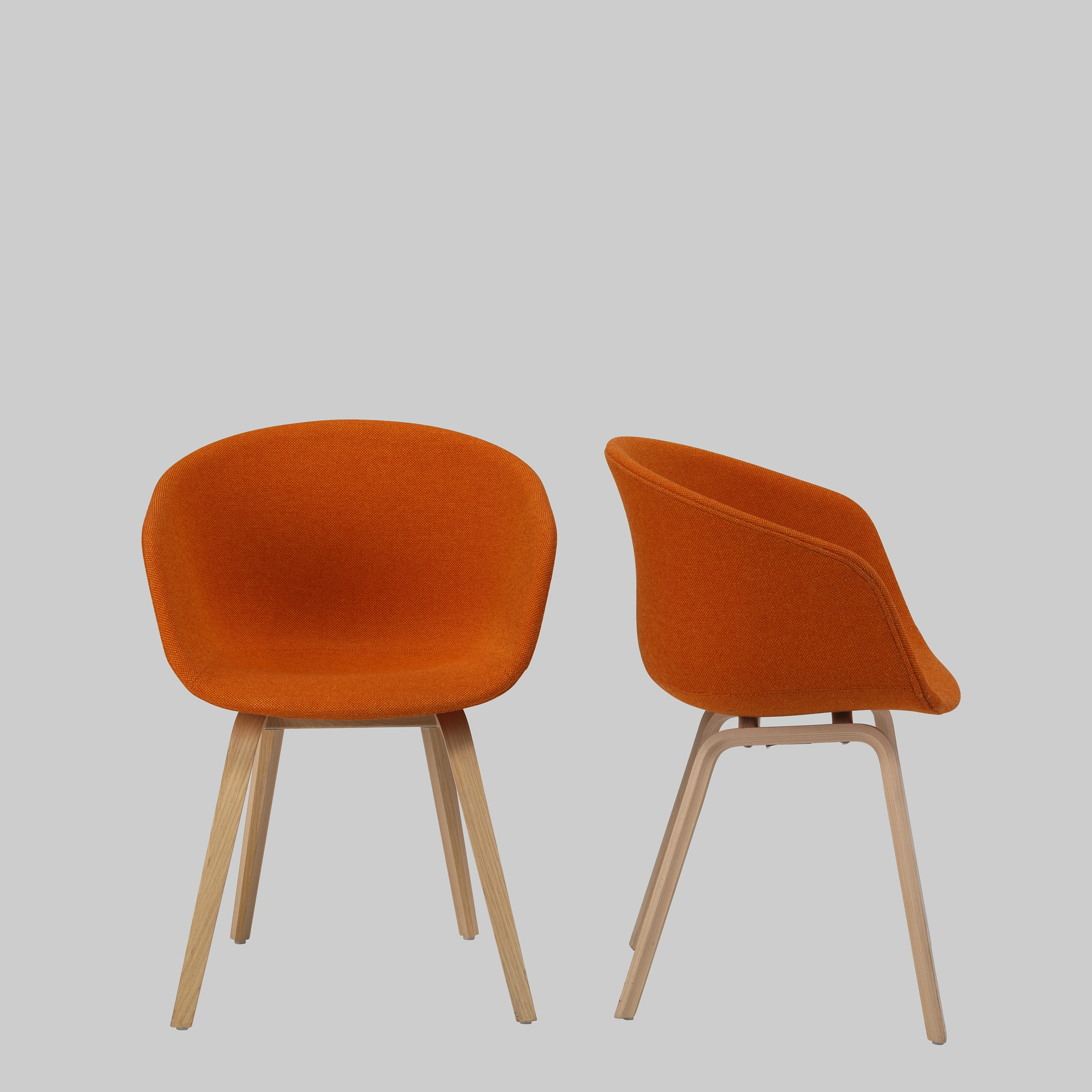 Stuhl ABOUT A CHAIR Orange-Rot / Eiche mieten bei ADEXPO