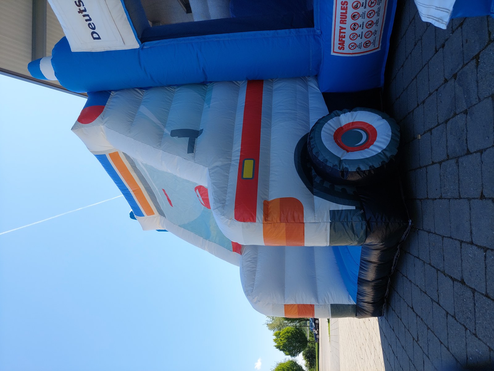 Hüpfburg "Rettungswagen" mieten in Salem – Kinderspaß fürs Fest – 3