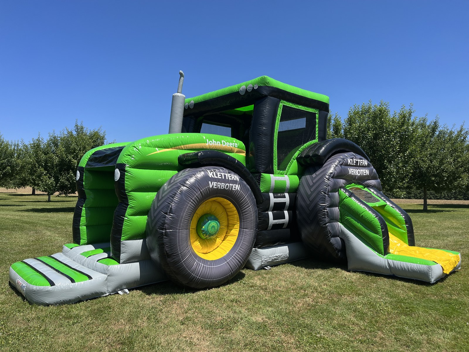 Hüpfburg "Traktor" John Deere mieten in Salem – Hüpfburg