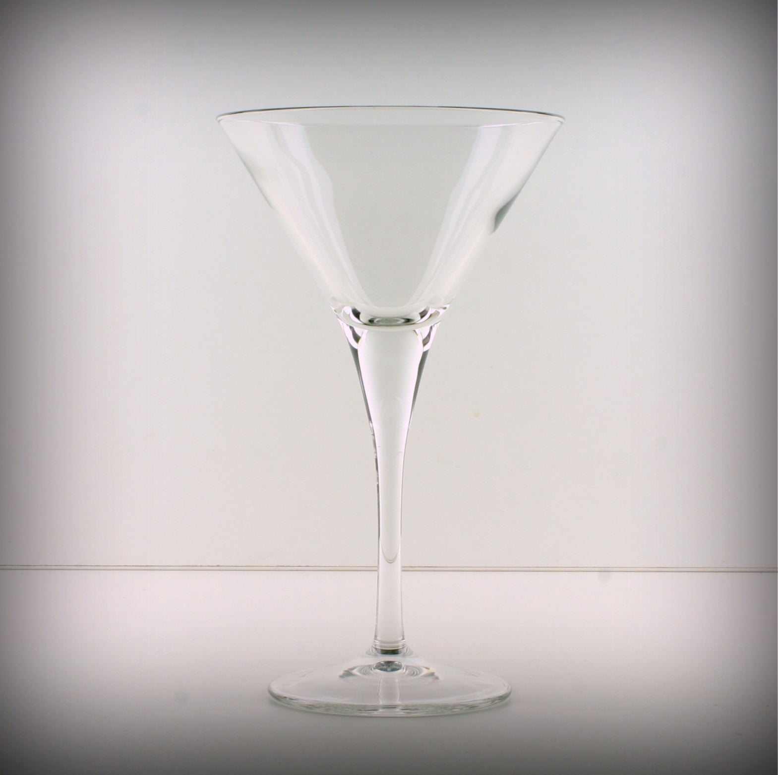 Martiniglas mieten – Cocktailgläser für Events leihen (16er-Pack)