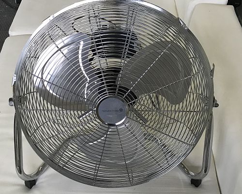 Bodenventilator groß mieten – starke Luftkühlung für Halle, Zelt & Event