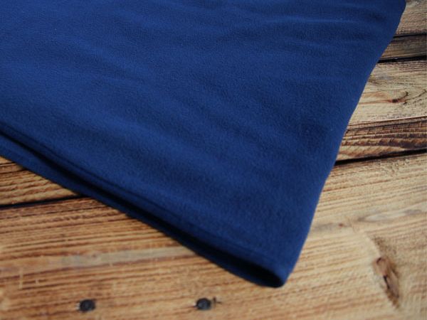 Fleecedecke blau mieten – kuschelige Decke für Gäste & Outdoor-Events
