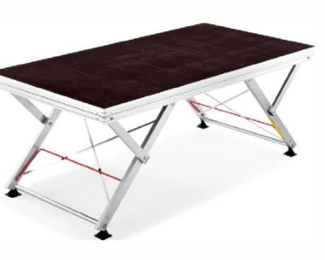 Bühnenelement höhenverstellbar mieten – modulares Podest für Bühne & Events