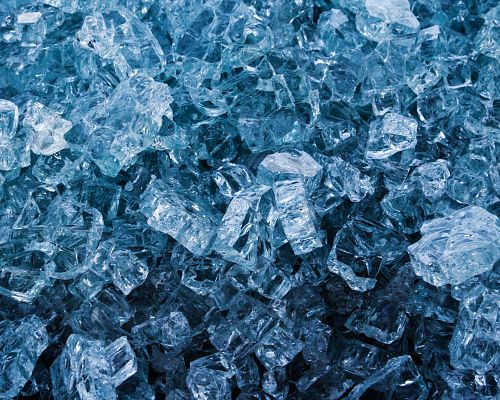 Crushed Ice & Eiswürfel mieten – je 10 kg für Bar & Event