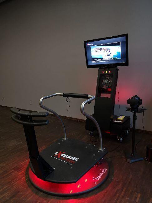 Virtual Reality 5D  Flug Simulator / Flugsimulator mieten / Air Race
