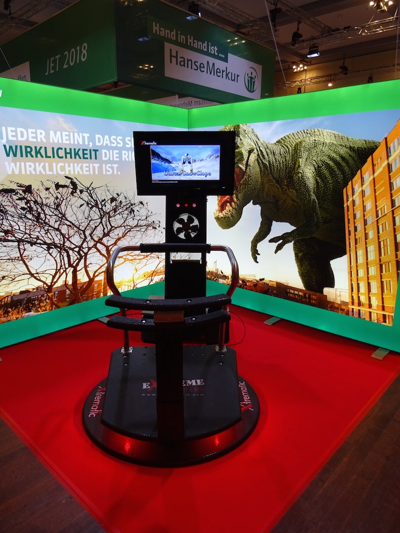 Motorrad-Simulator mieten – 5D VR Simulator mit 24 Abenteuern inkl. Betreuer