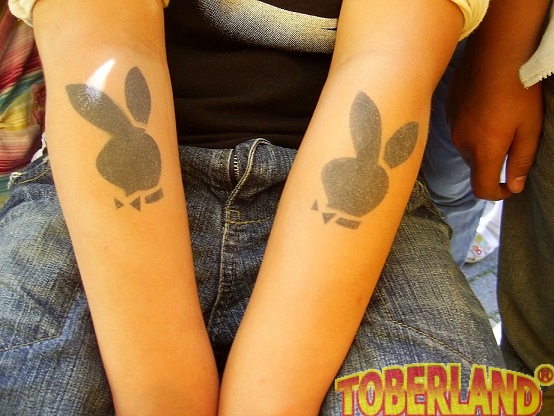 Airbrush Tattoos mieten bei TOBERLAND