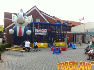 Werbedisplay Elefant mieten bei TOBERLAND