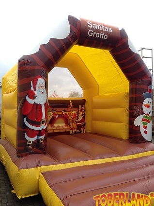 Weihnachtshüpfburg mieten bei TOBERLAND
