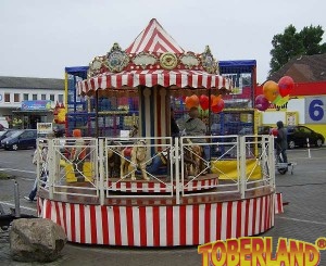 Nostalgie Podiumskarussell mieten bei TOBERLAND