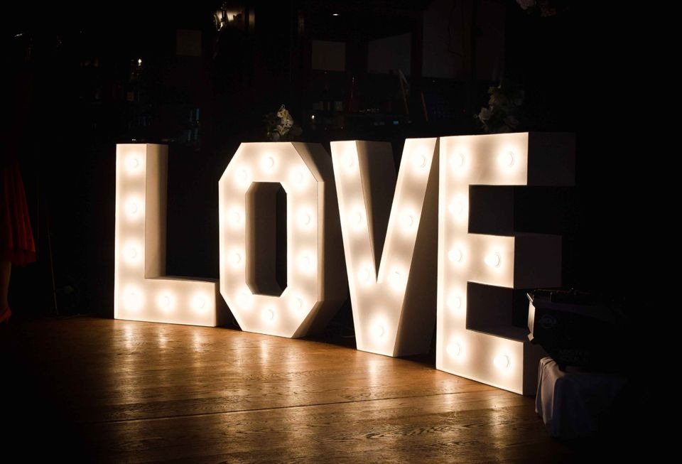 Love Buchstaben mieten bei TOBERLAND