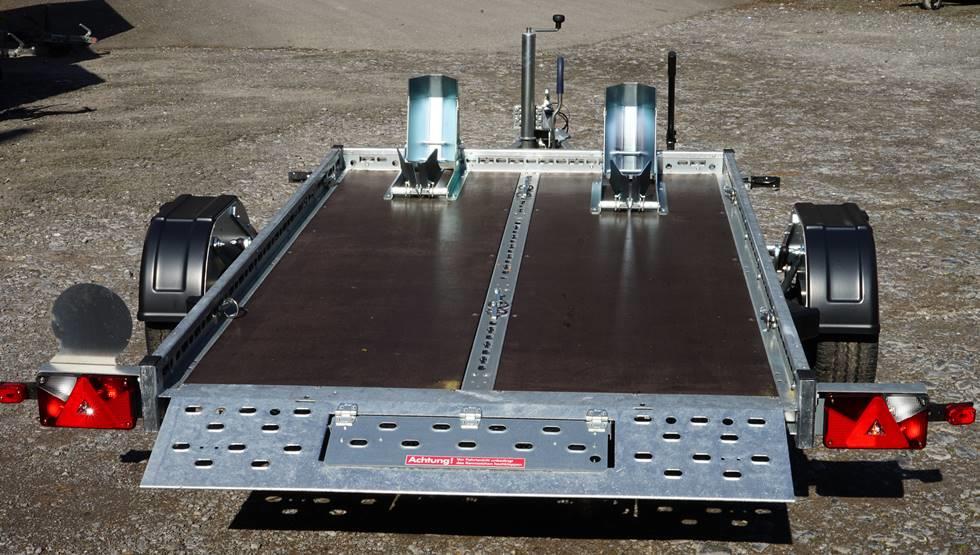 Mietanhaenger Gruppe P (1300 kg) Absenker Motorradtransporter 100 km/h, 2 mieten mieten