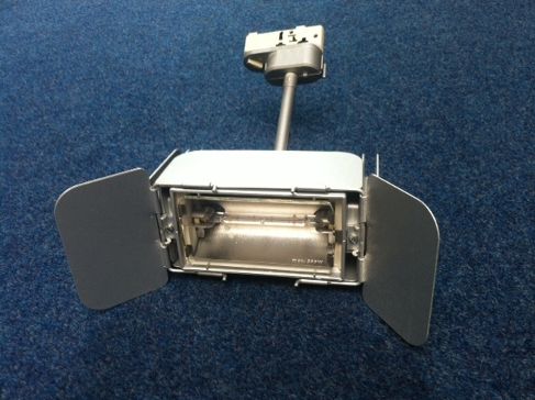 Halogen-Fluter 300 Watt mieten – Hoffmeister, silber