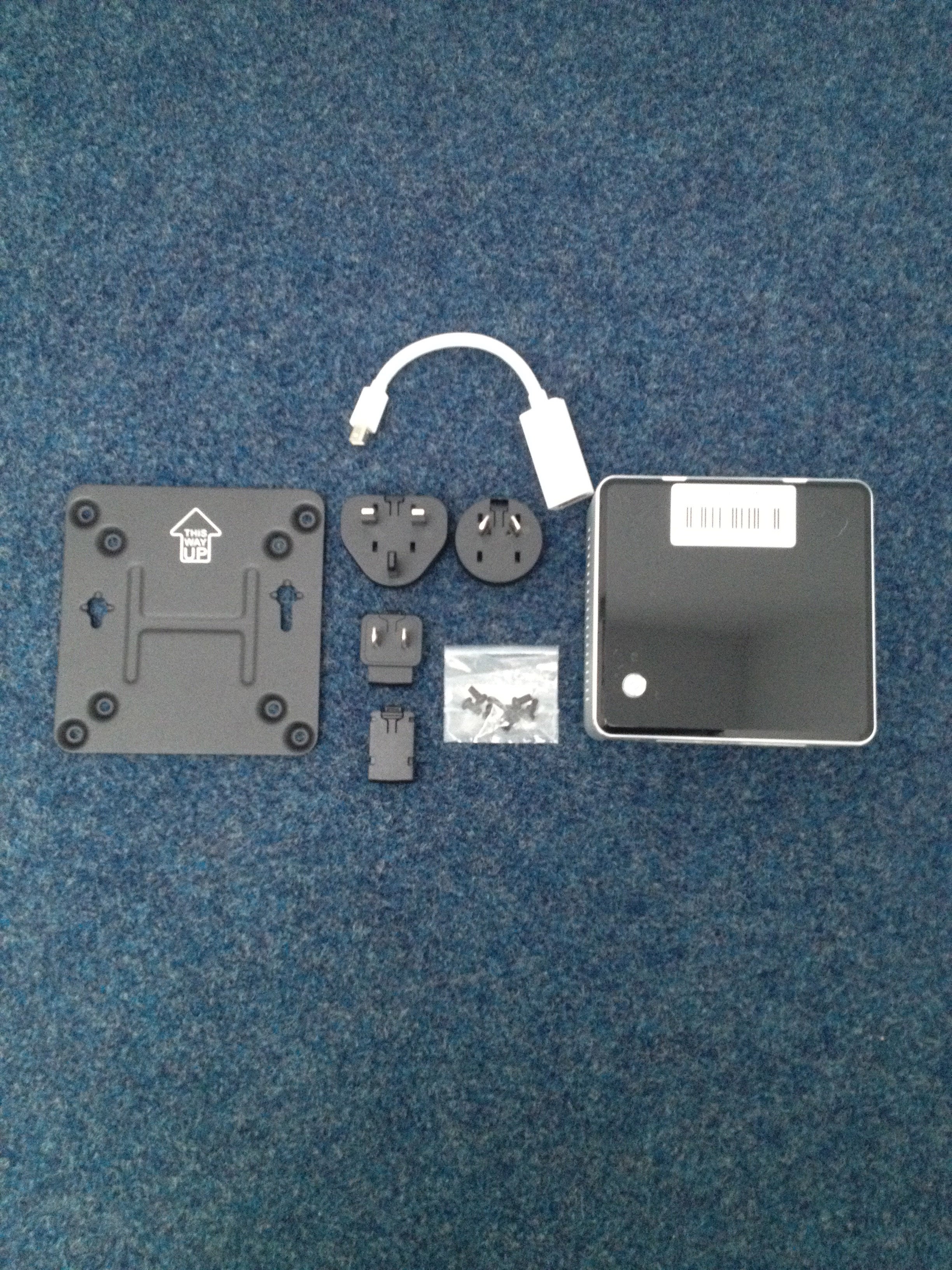 Mini-PC Intel NUC-Kit NUC5i7RYH mieten – Core i7, Windows-10-kompatibel – 3
