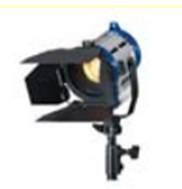 ARRI Junior 300 Plus Scheinwerfer mieten – 300 W Studio- & Eventlicht