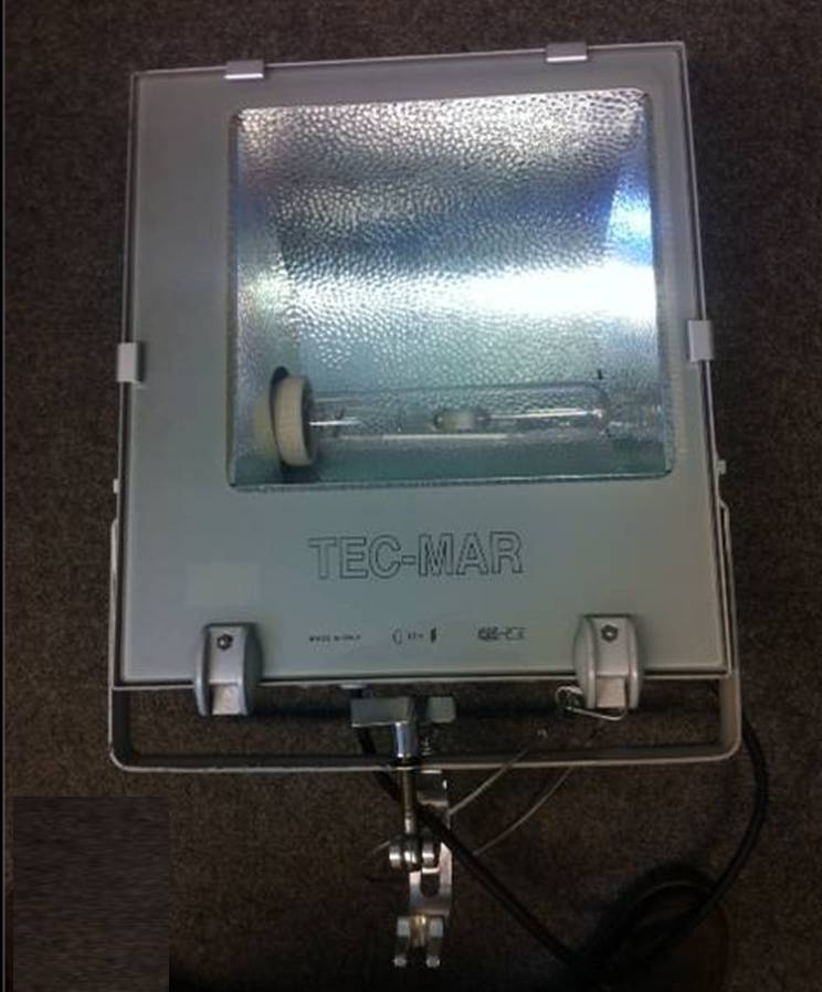 HQI-Fluter 400 Watt mieten – Messebeleuchtung