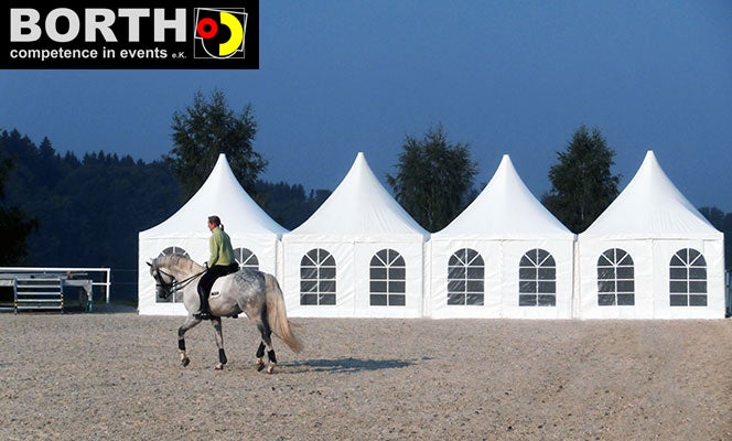 Pagode 4x4 m mieten – Eventzelt mit Spitzdach & abnehmbaren Seitenwänden – 3