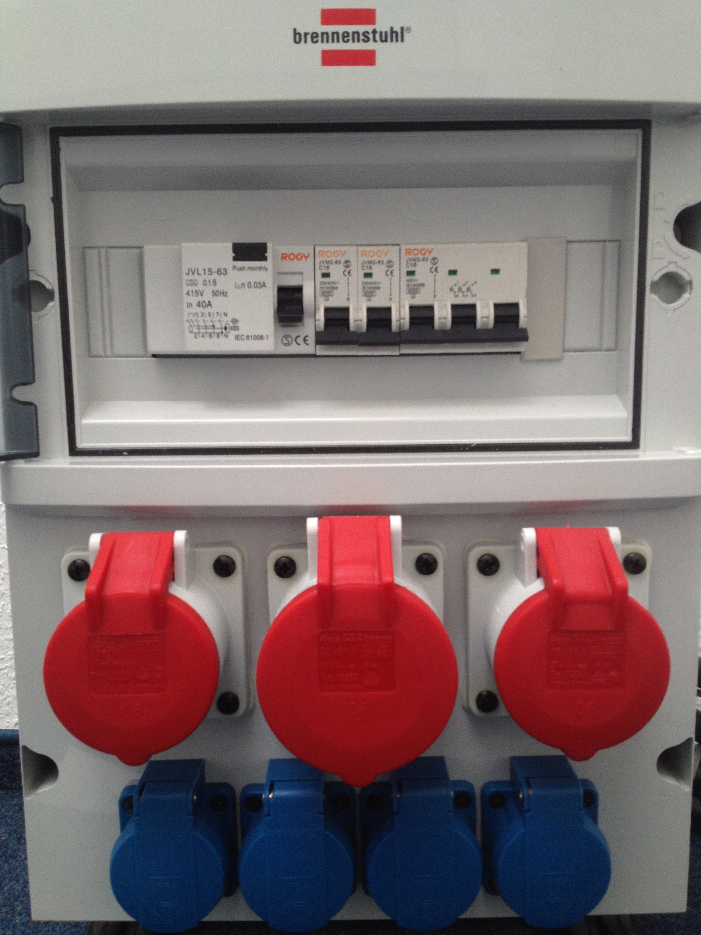 Baustromverteiler BSV 4/32 F mieten – CEE 400 V/32 A, IP44, mit FI-Schutz – 2