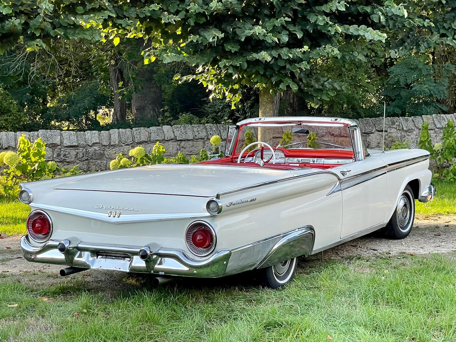 Ford Fairlane 500 Skyliner