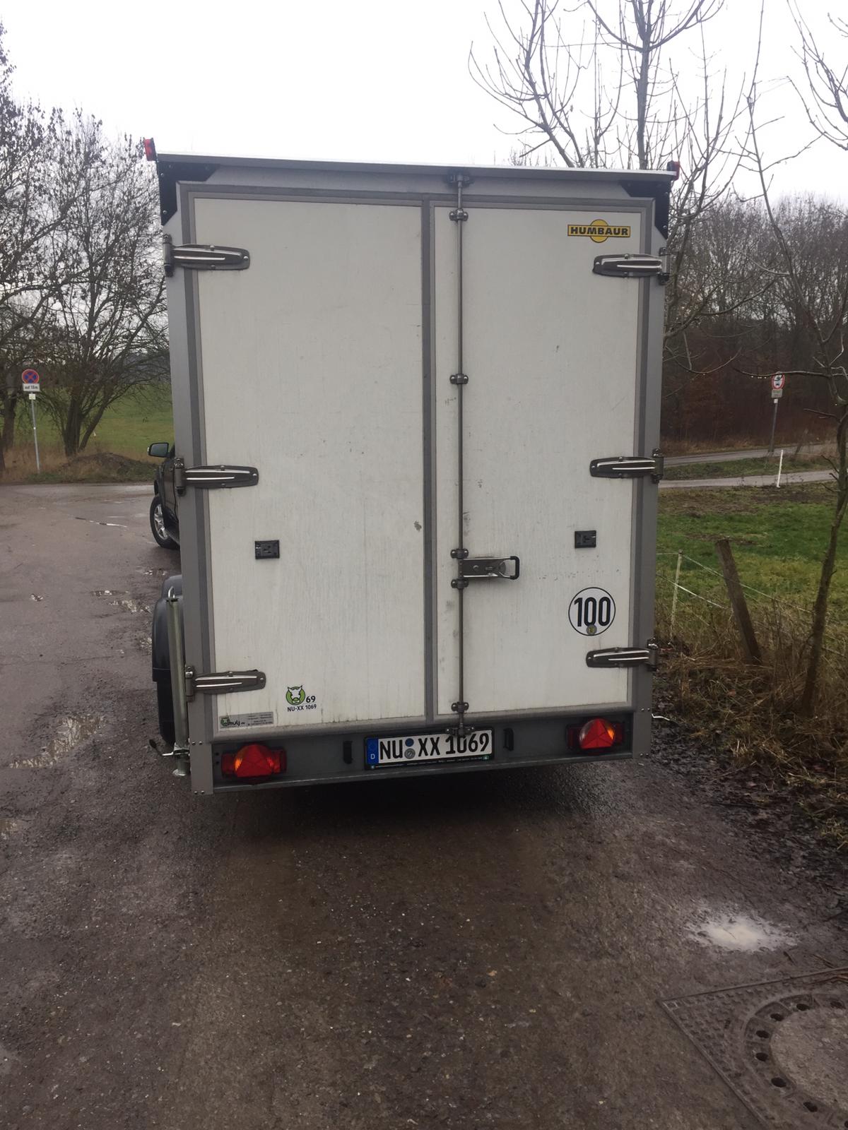 XL Kofferanhänger mit Türen mieten – geschlossen, 200 cm, 2.500 kg, 2-achsig – 2