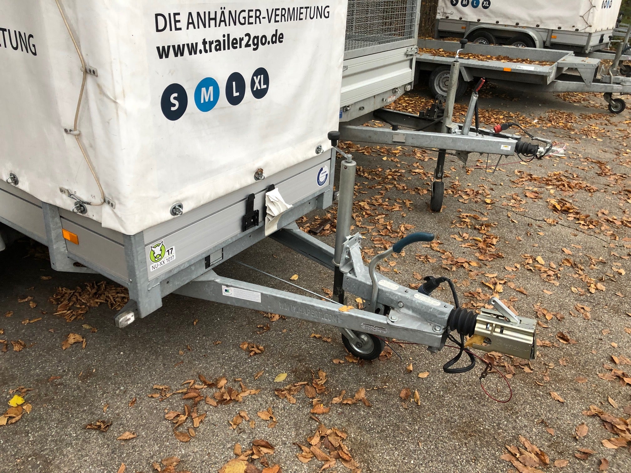 Allzweckanhänger mit Plane mieten – Größe M, 160 cm, 1.300 kg, 100 km/h, ohne BE – 2