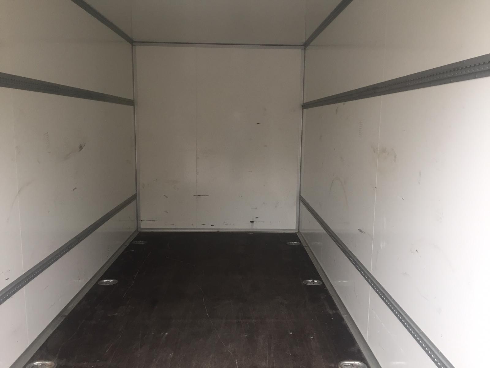 XL Kofferanhänger mit Türen mieten – geschlossen, 200 cm, 2.500 kg, 2-achsig – 3