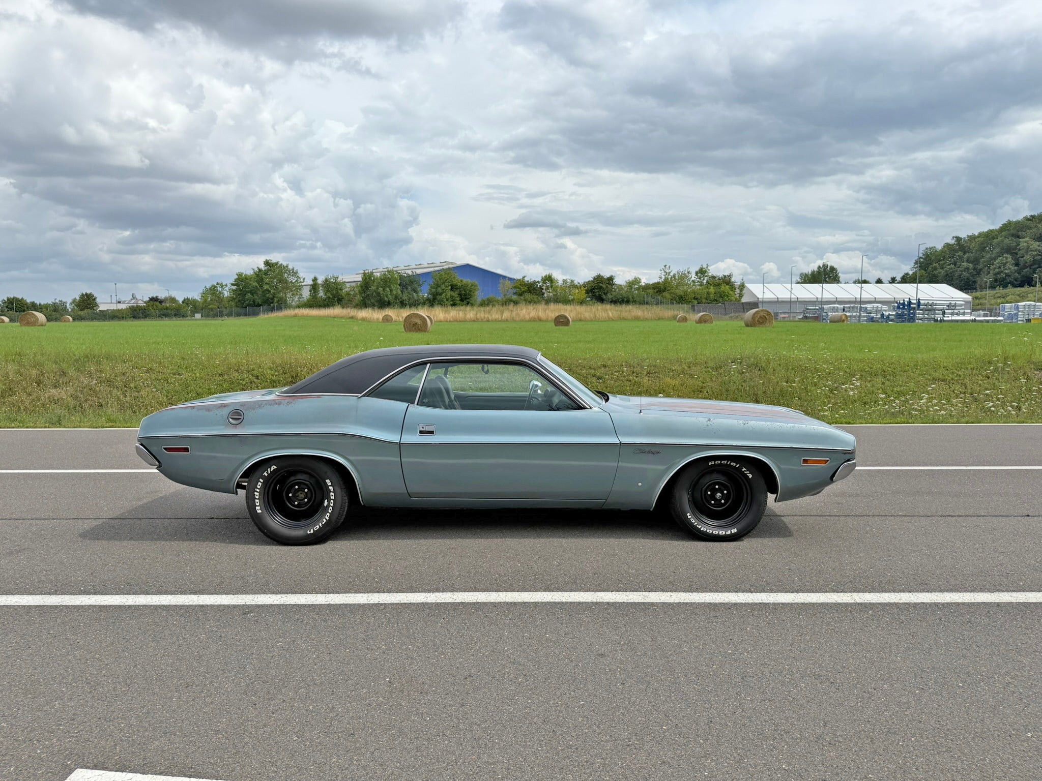 Dodge Challenger 1971 mieten – V8 Muscle-Car im Patina-Look – 3