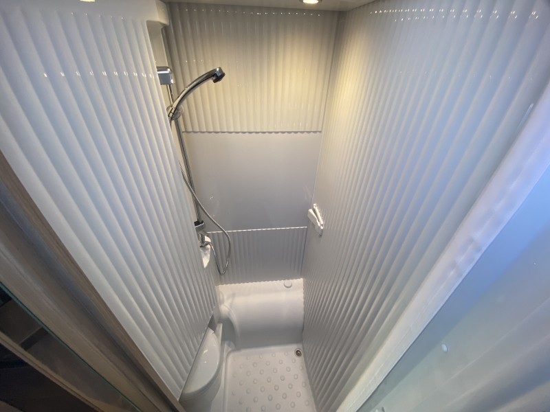Neu in 2025 Carado T 448 6-Gang Schalter163 PS  mit Einzel u. Hubbett, ideal für alle Reisen,  – 5